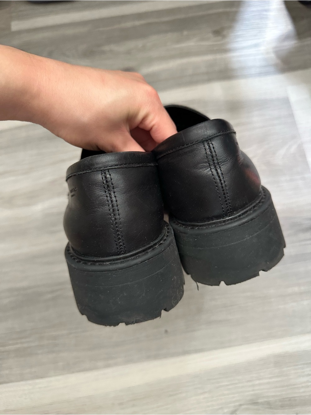 Vagabond Black Leather “Cosmo 2.0” Penny Loafers - Picture 8 of 12